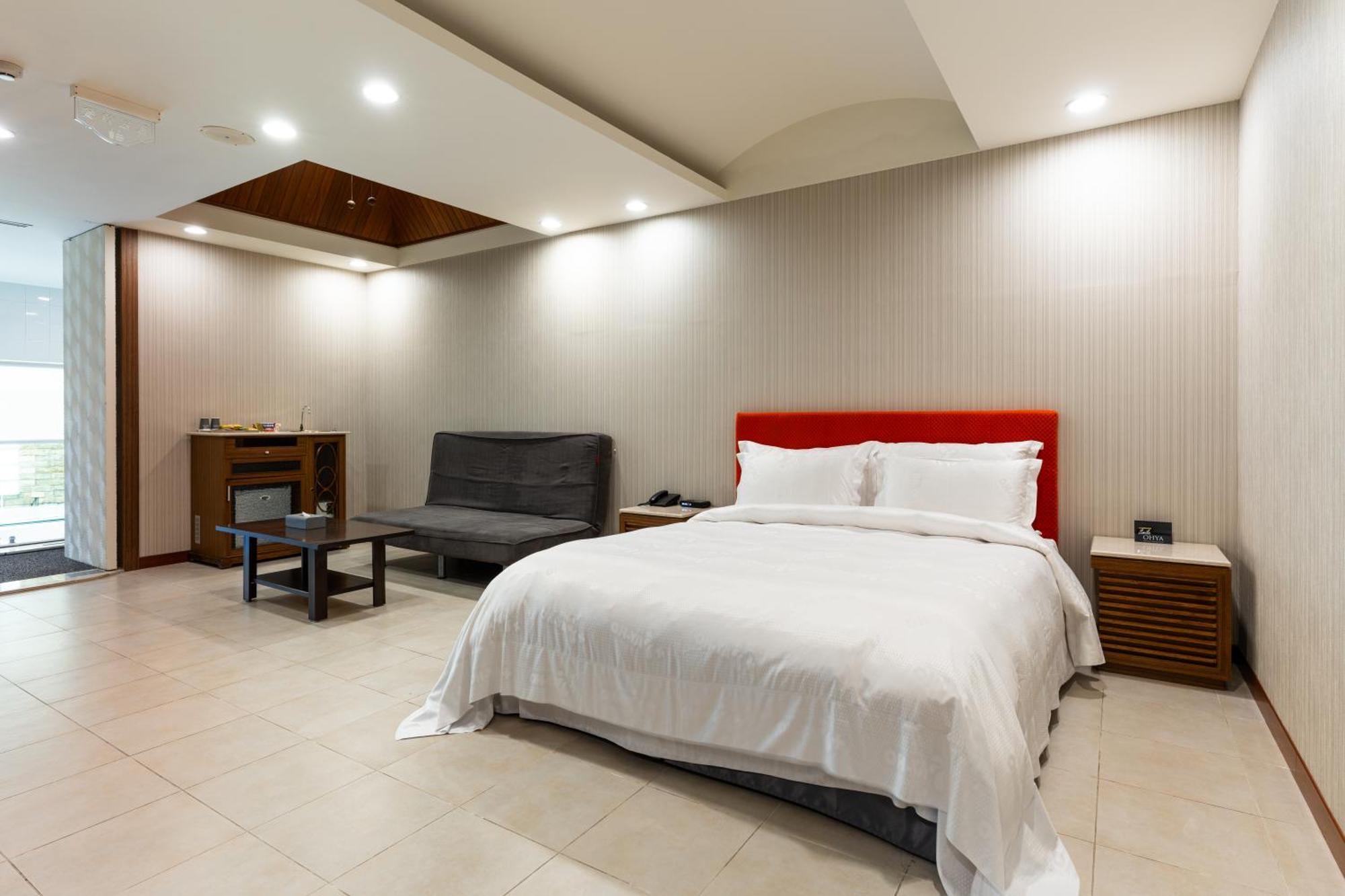 Ohya Chain Boutique Motel-Xinying Bagian luar foto