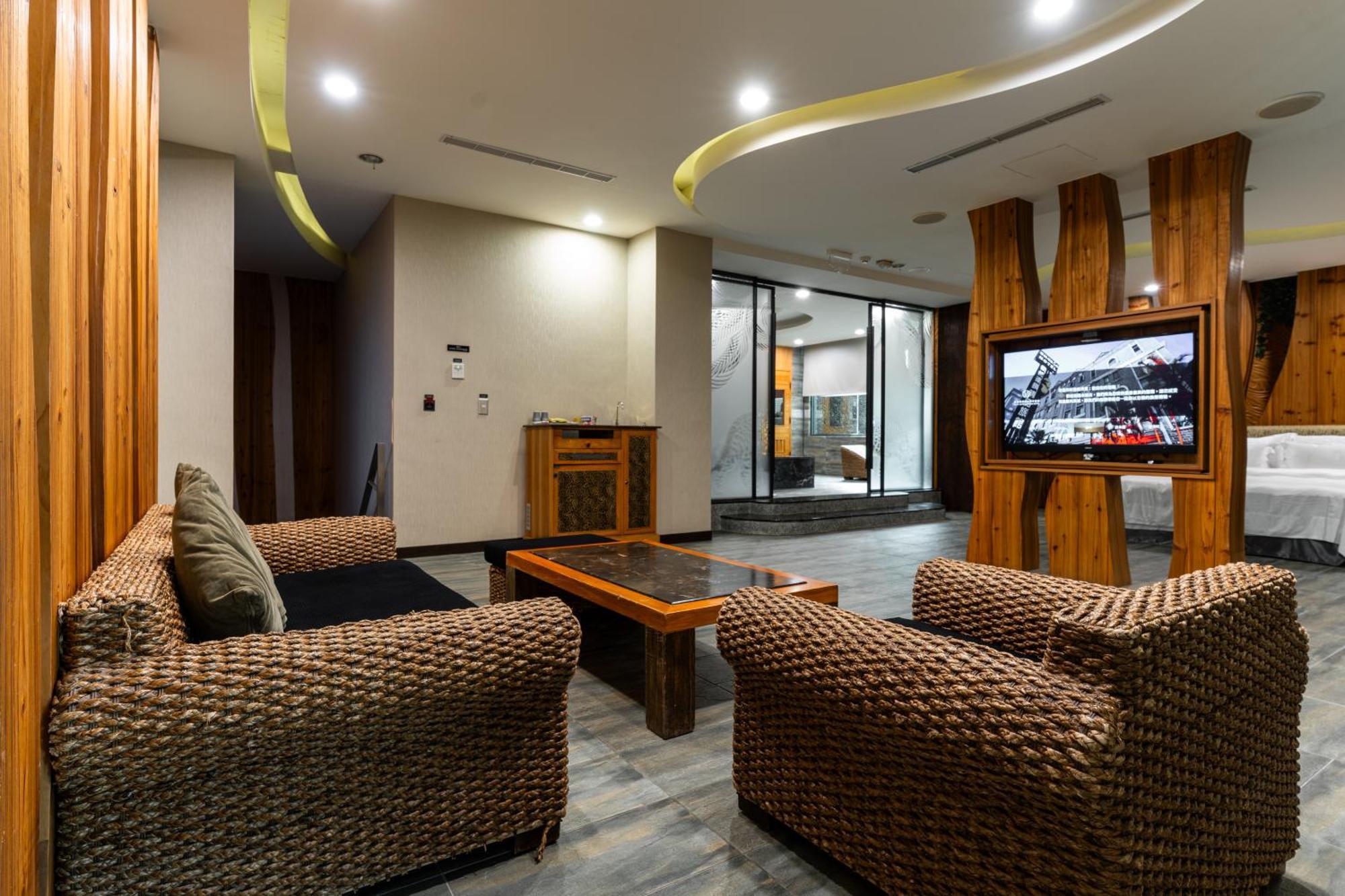 Ohya Chain Boutique Motel-Xinying Bagian luar foto