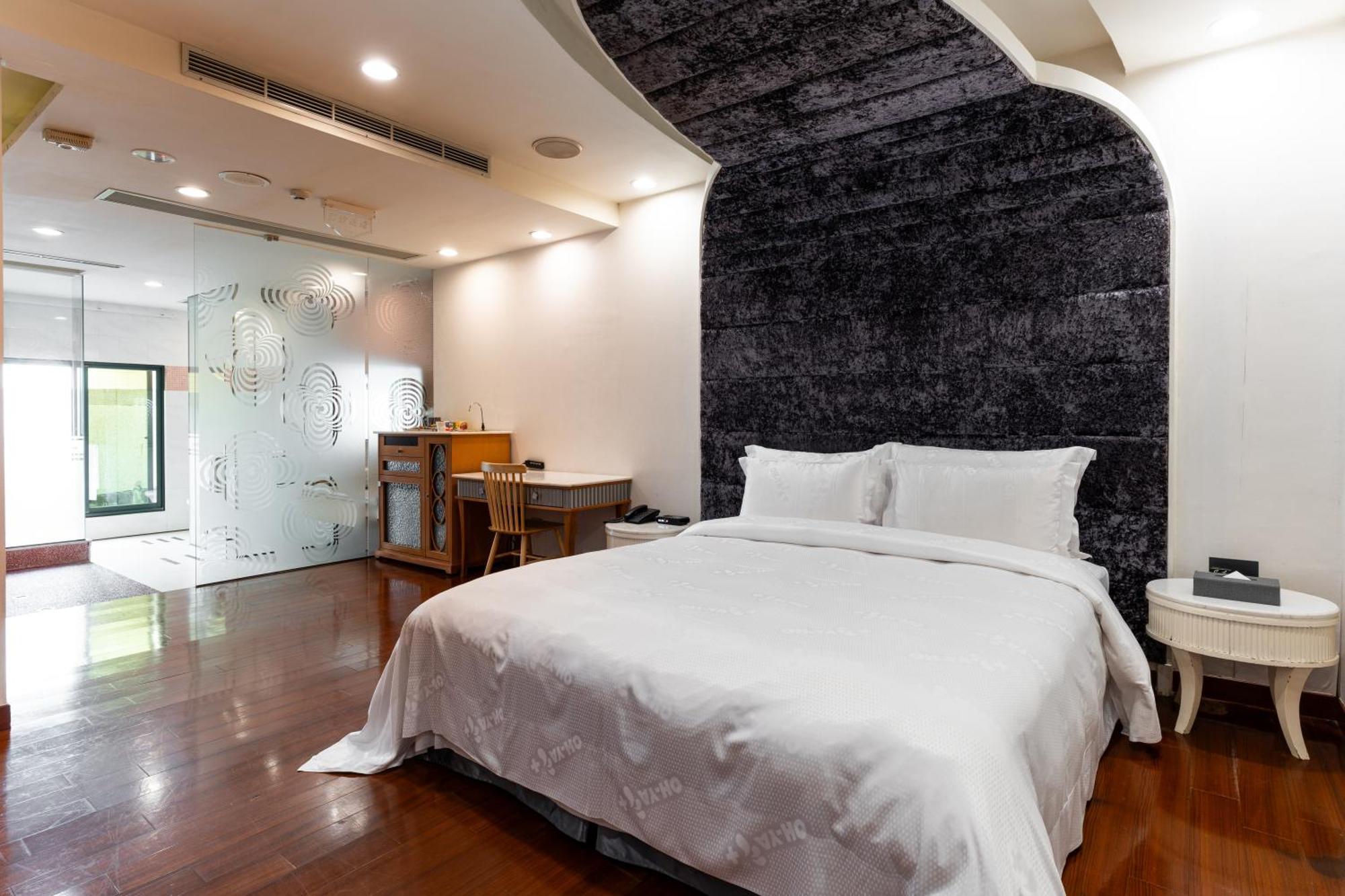 Ohya Chain Boutique Motel-Xinying Bagian luar foto