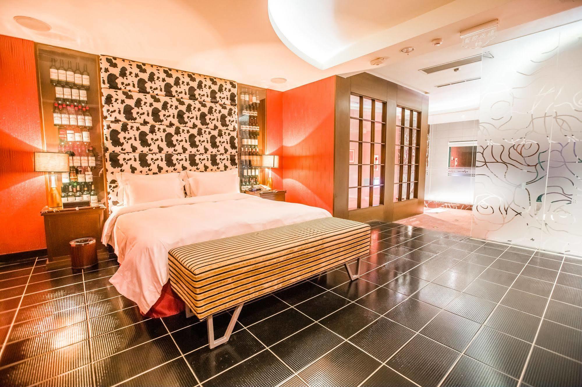 Ohya Chain Boutique Motel-Xinying Bagian luar foto