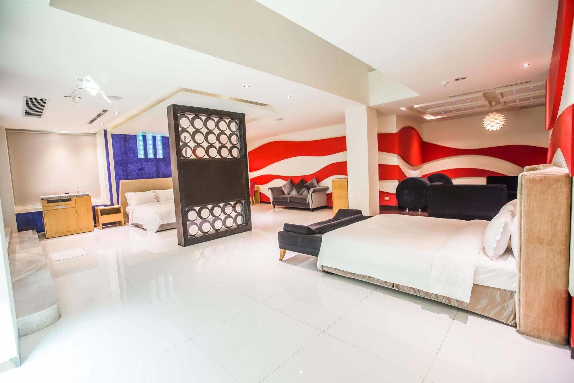 Ohya Chain Boutique Motel-Xinying Bagian luar foto